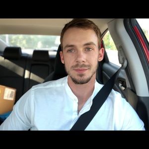 Meet your Posher, Riley